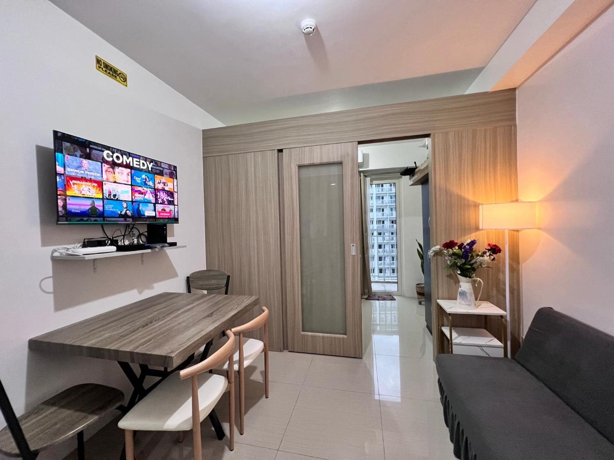 Studio Units At Shore Residences Condo Moa Complex Near Airport Pasay Exteriör bild