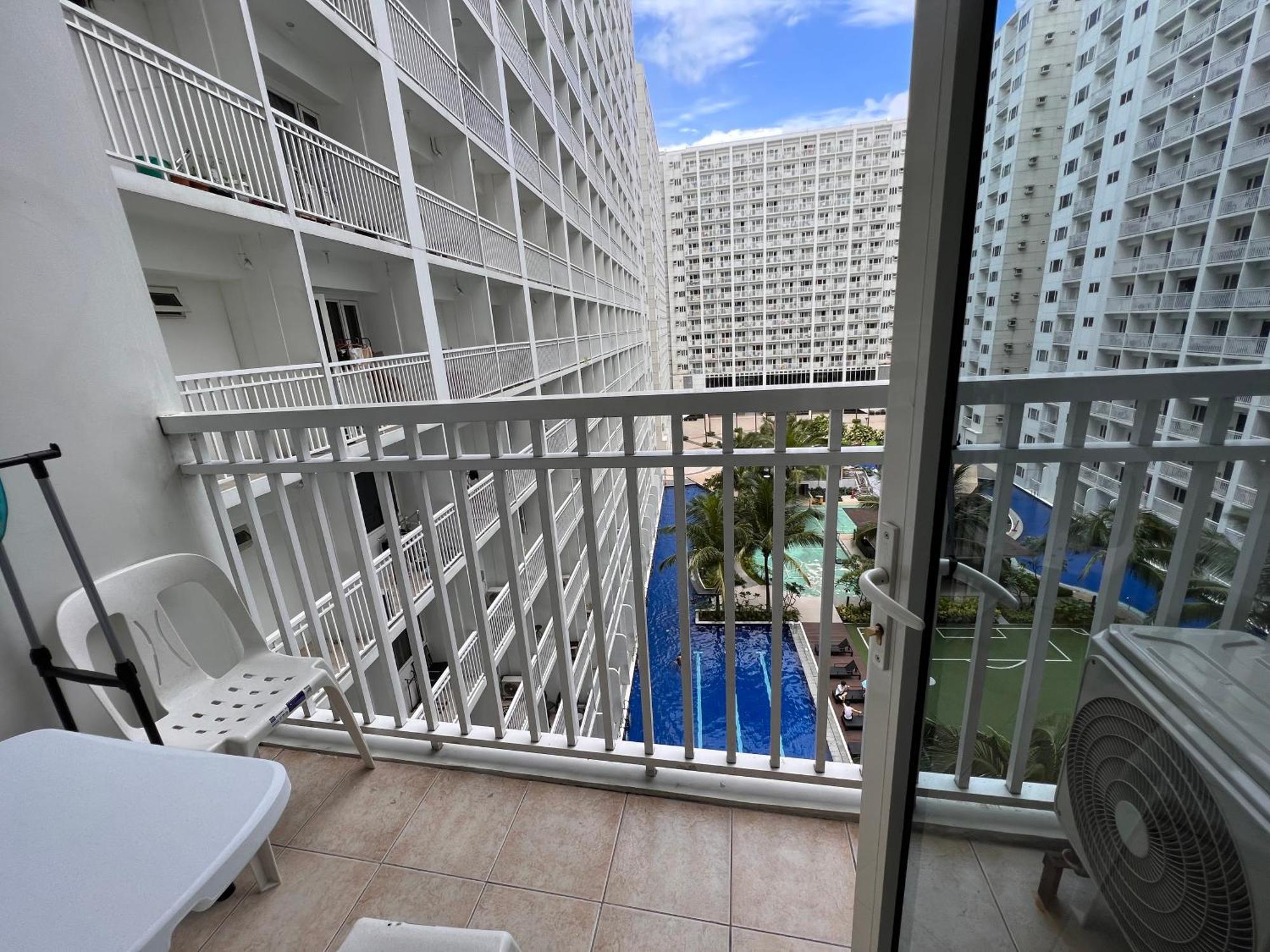 Studio Units At Shore Residences Condo Moa Complex Near Airport Pasay Exteriör bild